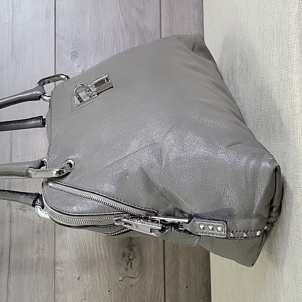 Marc Jacobs Gray Leather Satchel with Silver Hardware - Picture 3 of 15
